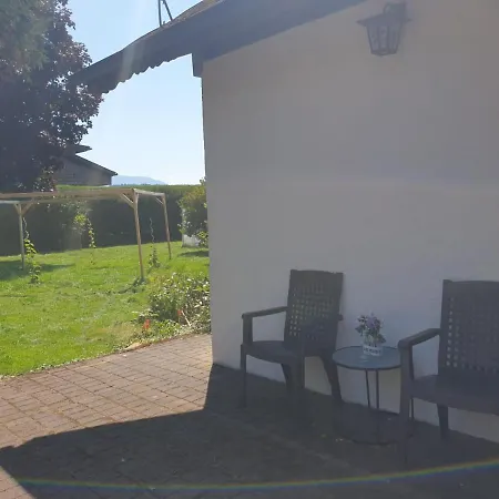 Sleepy Traveler Apartment *